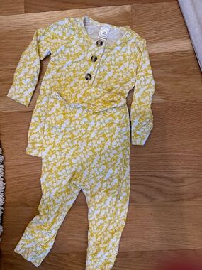 Lou Lou & Company Yellow and White Floral Kids Matching Set